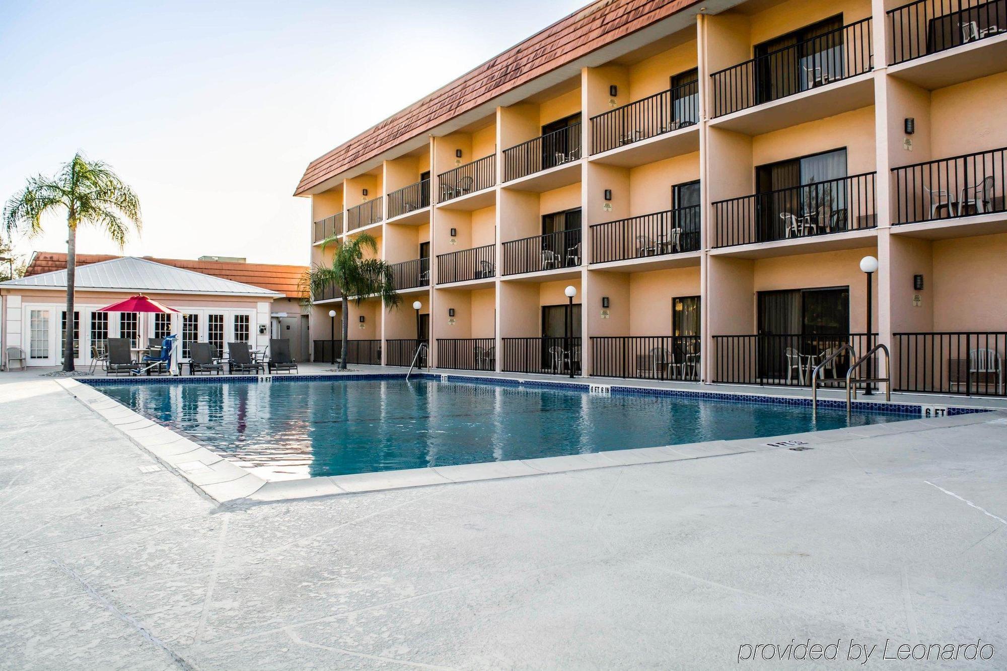 Hotel Baymont By Wyndham Bonita Springs Esterno foto